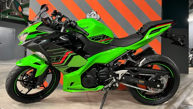Kawasaki Ninja 400 ABS аренда
